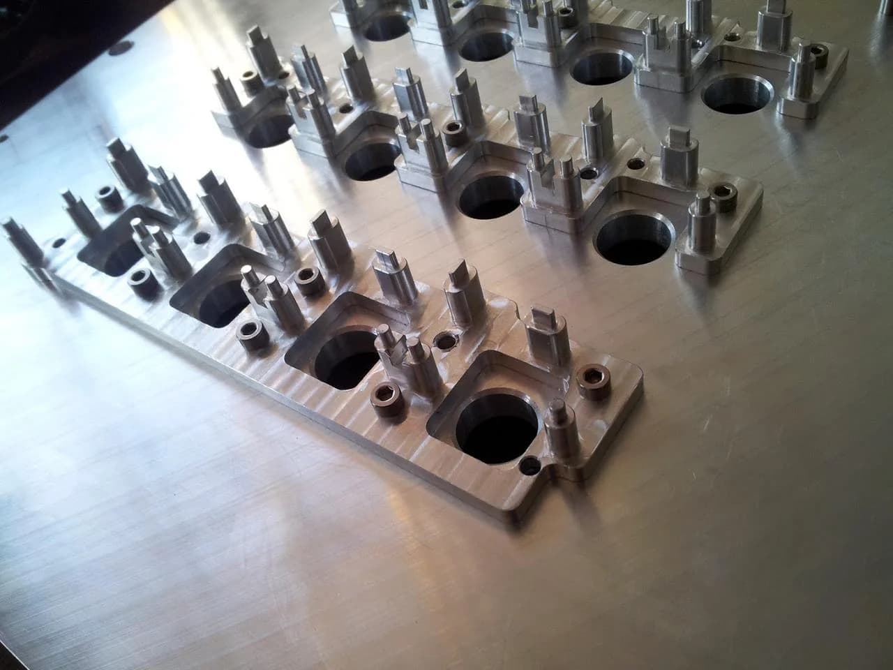 Base router aluminio maquinado CNC para despanelizado PCB